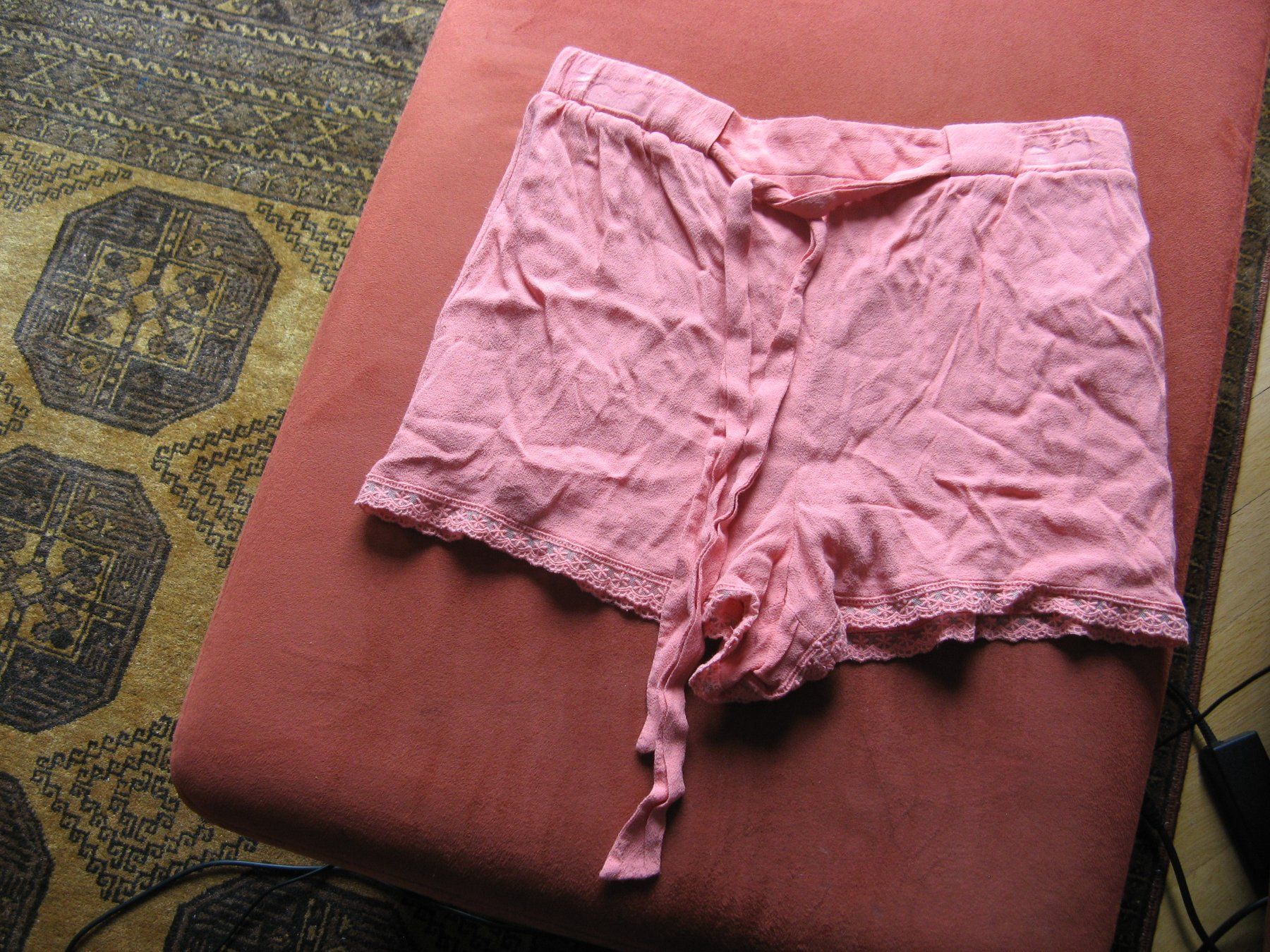 Pantaloni: Shorts Gr. M Forever 21 – Usato da Zürich venduto da apil