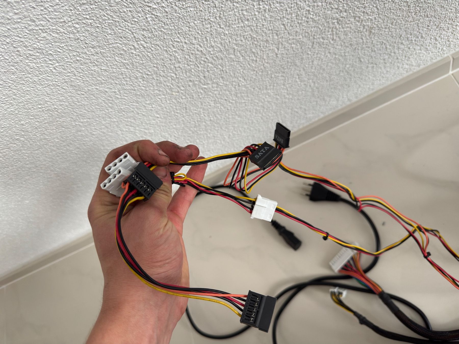 PC: Digitech Netzteil mit 403 Watt – Usato da Dietwil venduto da Armi1973 4