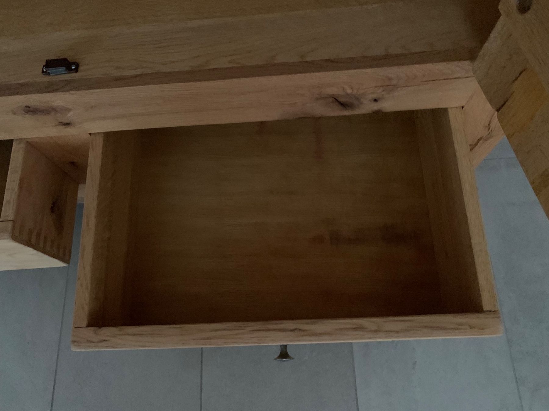 Armadi: Kleider- / Geschirrschrank, Vollholz – Nuovo (secondo la descrizione) da Zizers venduto da Pinguin6062 4