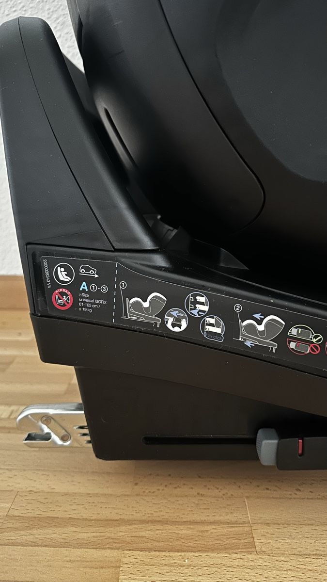 Britax Römer Seggiolini per auto: Britax Römer Dualfix M Plus Kindersitz  – Usato da Zürich venduto da KrisZH 6