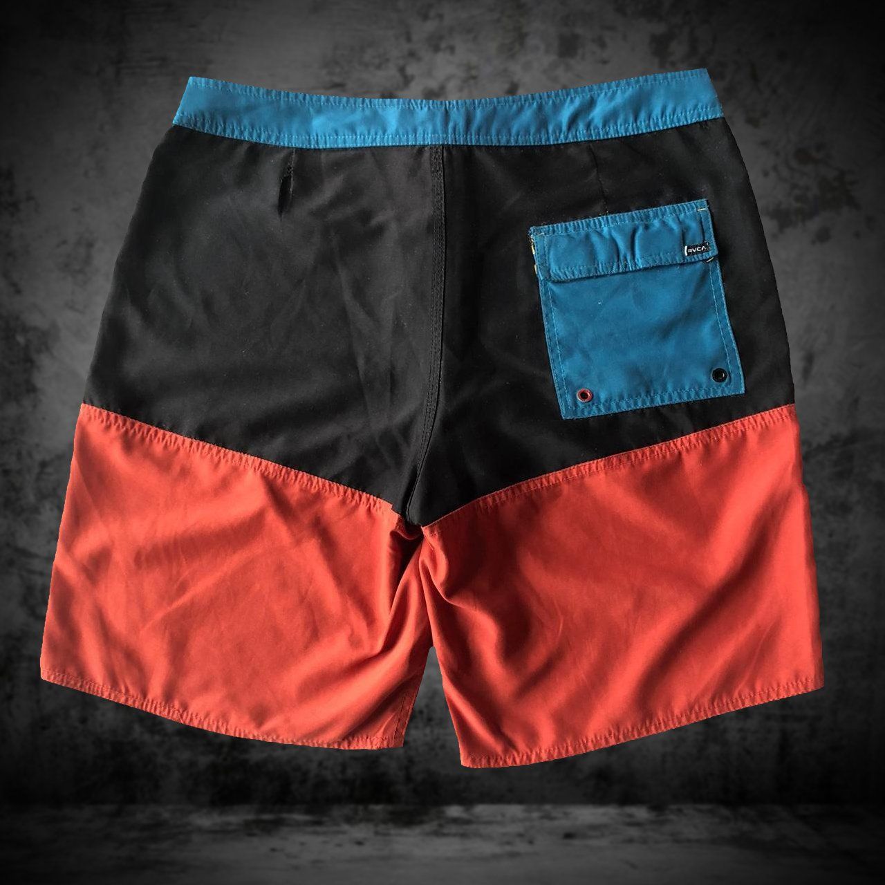 Costumi da bagno: Swimshort RVCA Black Men 34 – Usato da Genève venduto da ang_7j7j 4