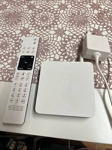 Swisscom Fernbedienungen: TV Box für Swisscom – Gebraucht aus Niederglatt ZH von gde