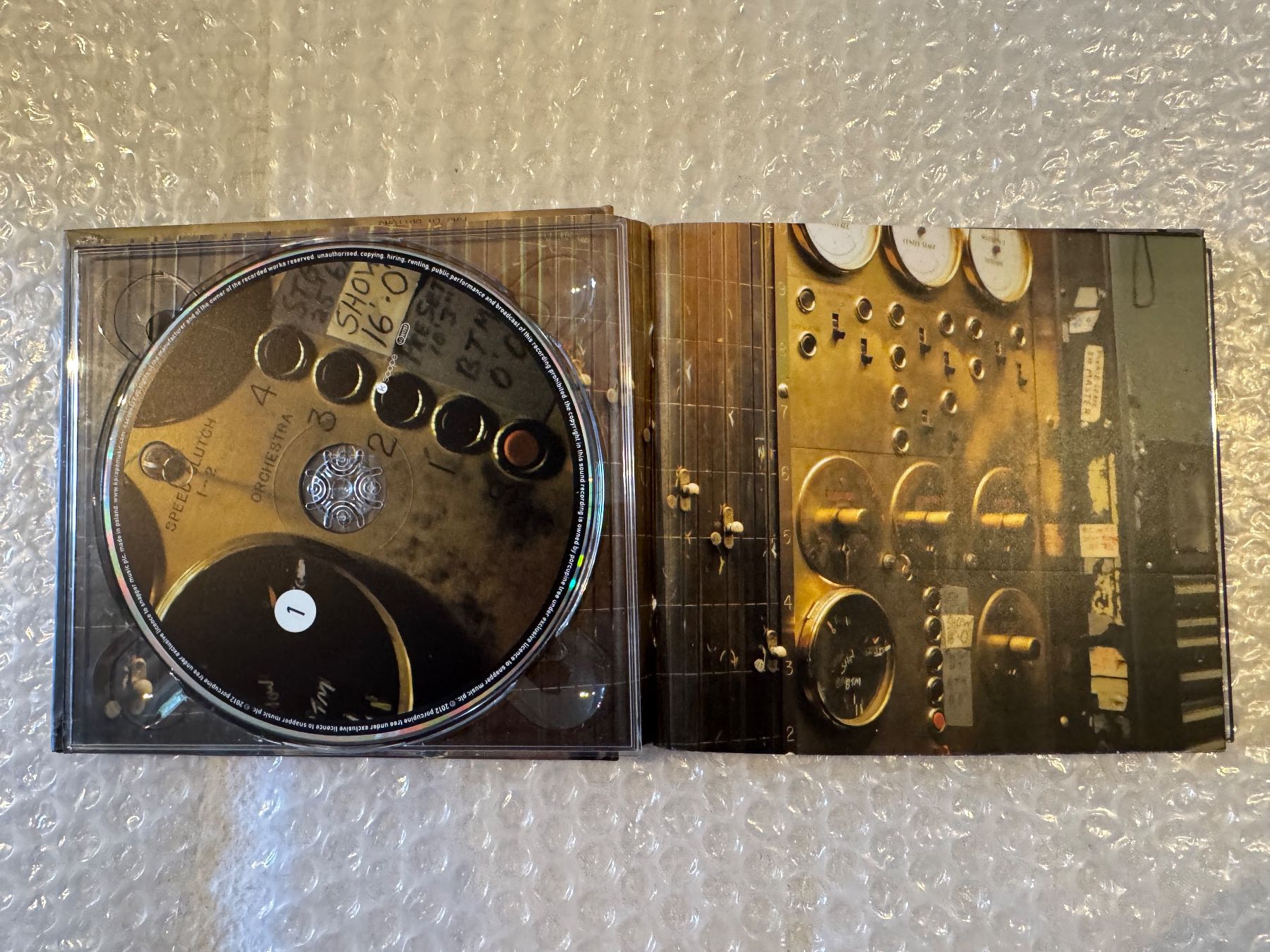 CDs: PORCUPINE TREE - Octane Twisted (Spec. Edition 2 CD & DVD) – Gebraucht aus Duggingen von Kisha010 2