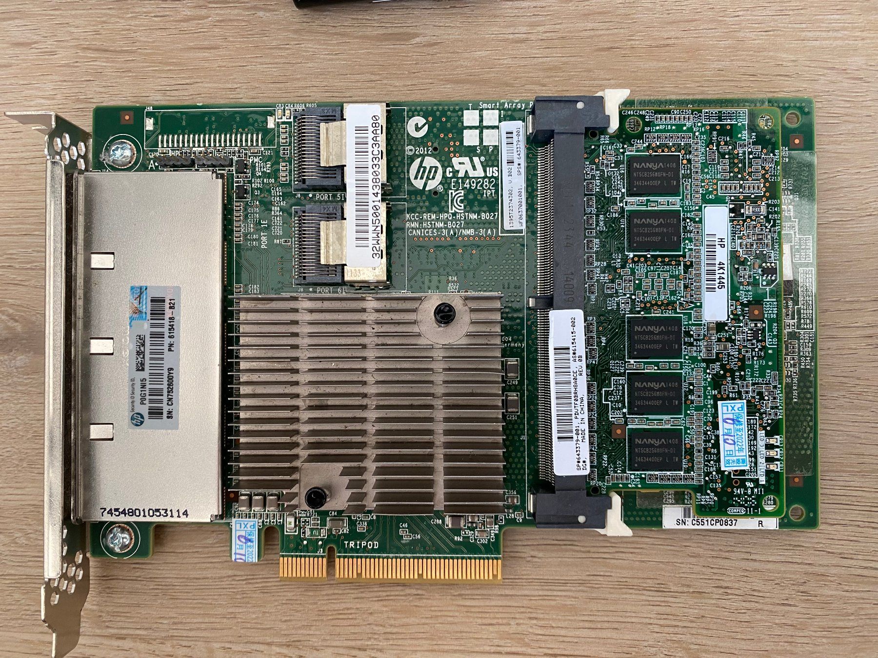 Hewlett Packard Lecteurs & Adaptateurs: HP Smart Array P222 RAID Controller 512MB Cache SAS SATA – D'occasion à Wetzikon ZH par BackToRetro 1