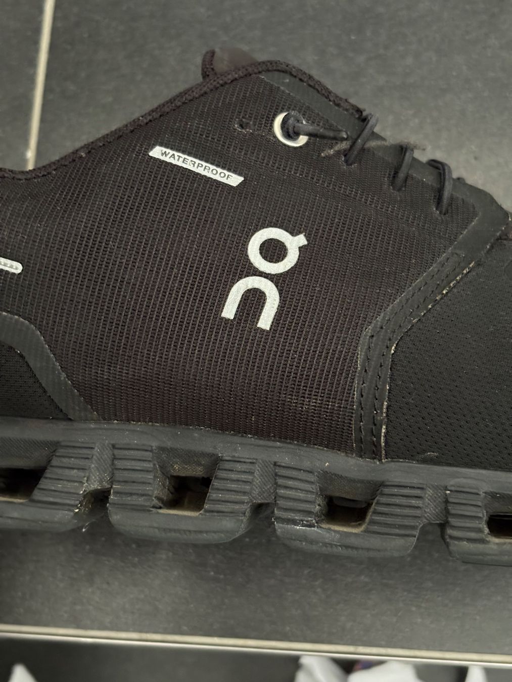On Herrenschuhe: On Cloud Schuhe schwarz 48 – Gebraucht aus Reiden von verjaques 2