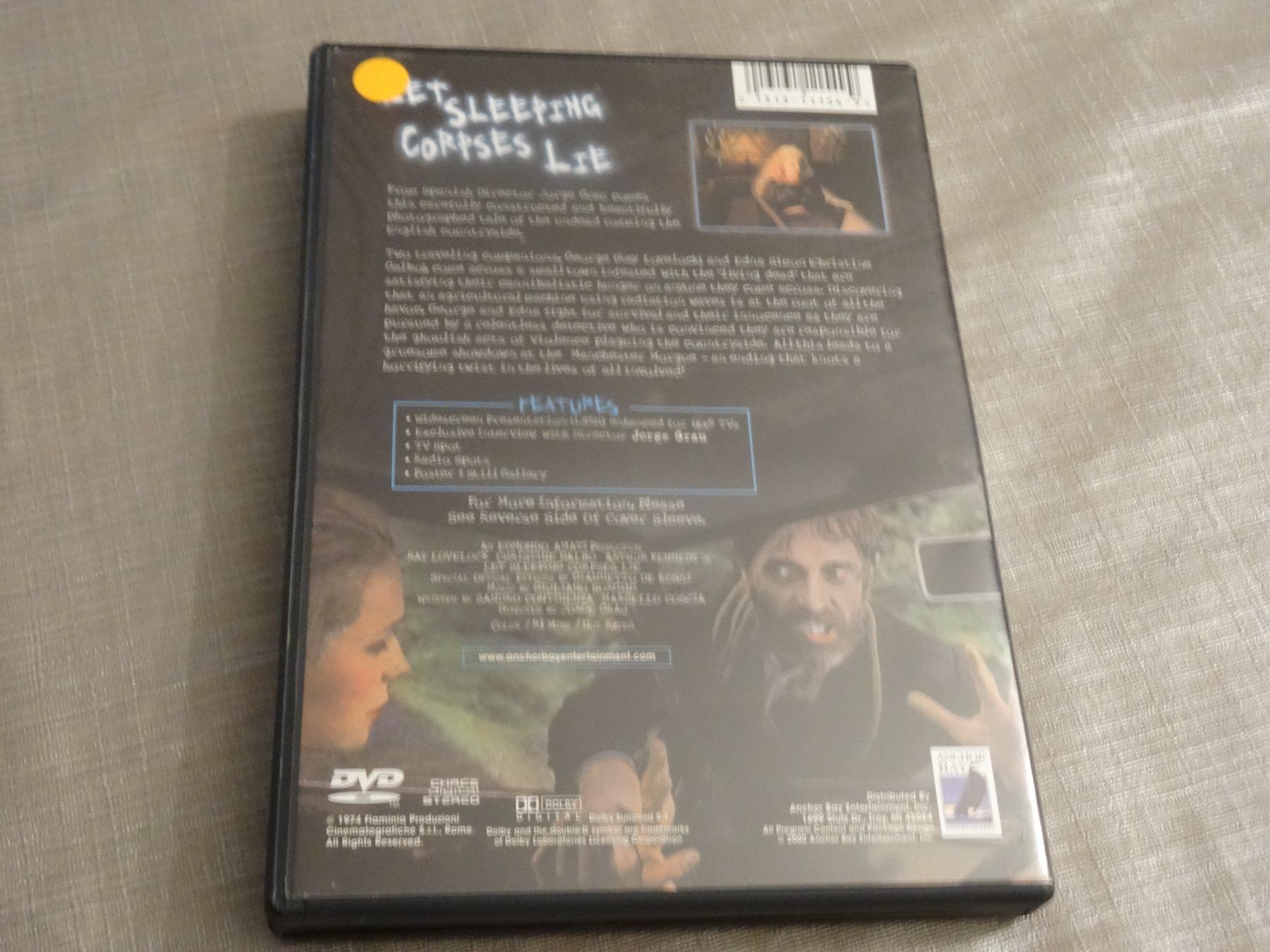 Tutti i DVDs: Let Sleeping Corpses Lie DVD IMPORT – Usato da Olten venduto da Disc-Verkauf 2