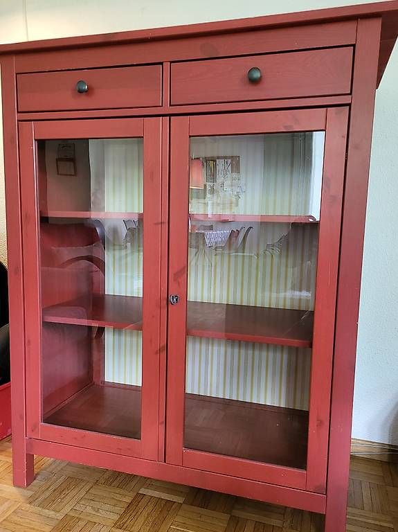 Ikea Vetrine: Hemnes Ikea Vitrineschrank – Usato da Adliswil venduto da Swiss_Coolio 2