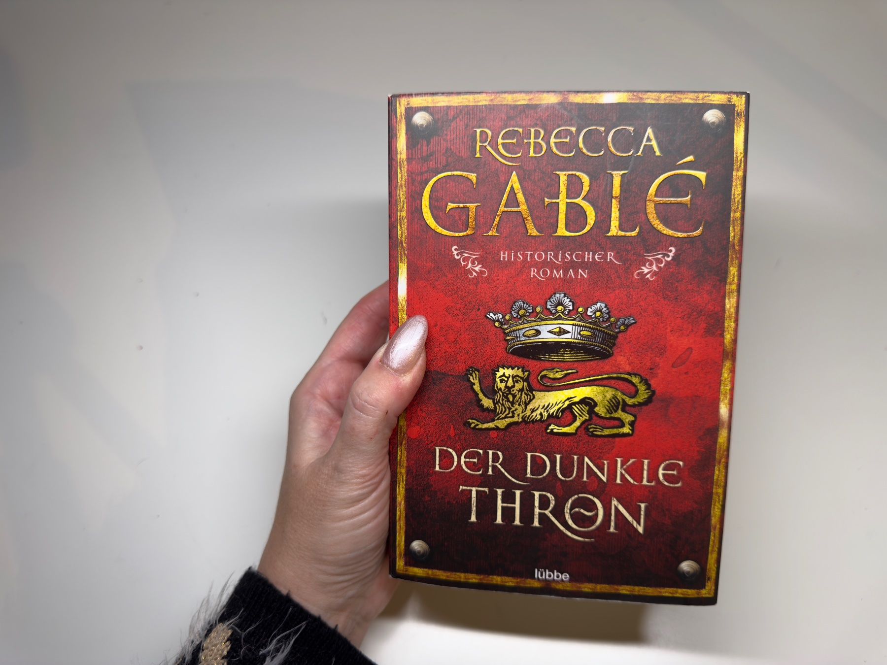 Libri: ROMAN: Rebecca Gable, Der dunkle Thron – Usato da Grosswangen venduto da Deutsche_Romane
