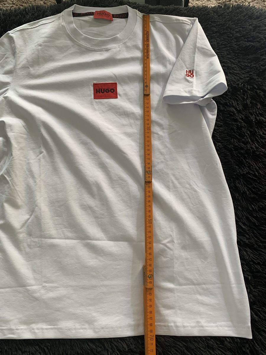 Hugo Boss T-shirt: Hugo Boss Shirt  – Usato da Bergdietikon venduto da zor_856j 1