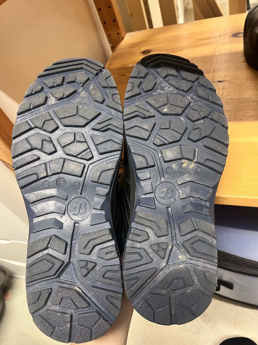 Herrenschuhe: Arbeitsschuhe Schwarz Grösse 43 gebraucht – Neu (gemäss Beschreibung) aus Derendingen von ab_25_azi 1