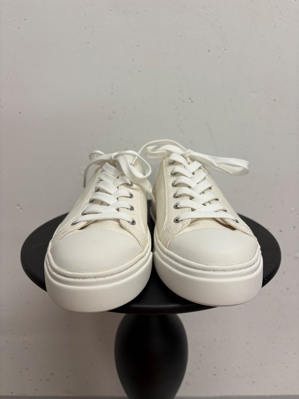 Stuart Weitzman Scarpe da donna: Stuart Weitzmann Sneaker weiss Gr. 38 Canvas Stoff Plateau – Nuovo (secondo la descrizione) da Regensdorf venduto da secondchancefashion 2