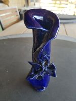 schöne blaue Vase mit Verzierungen 18 cm
