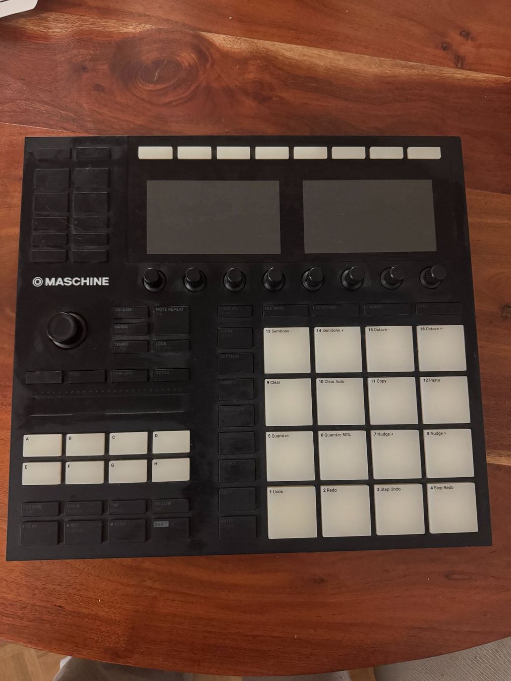 Native Instruments Musikinstrumente: Controller Maschine MK3 – Gebraucht aus Embrach von ThiagoG01