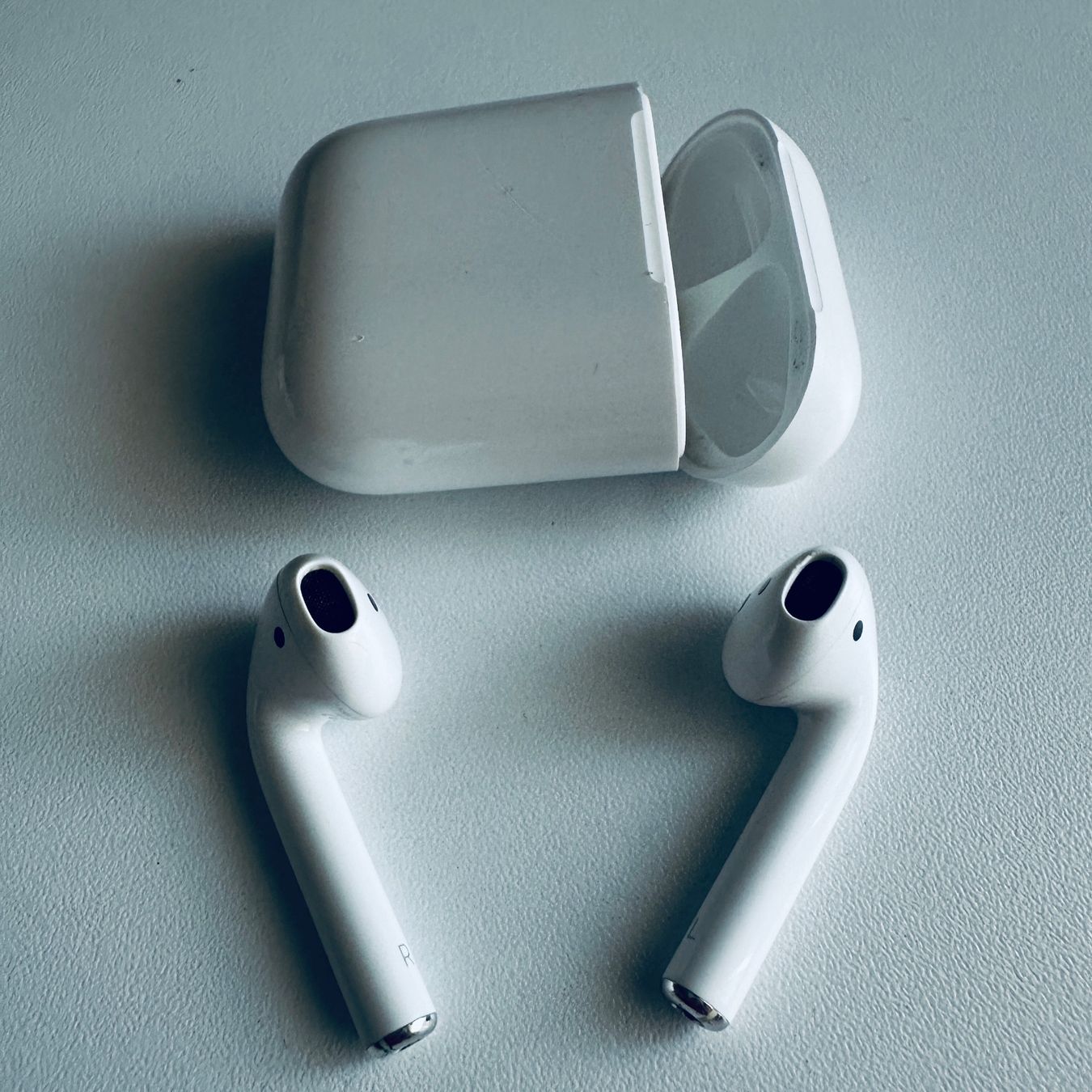 Apple Kopfhörer: Original Apple AirPods 2 Kopfhörer Wireless Lightning Kabel – Gebraucht aus Basel von MY.AIRPODS.SHOP 2