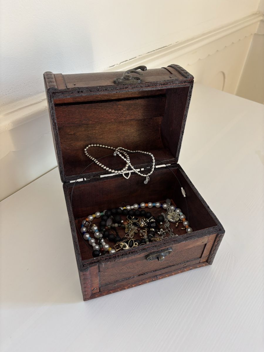 Coffres: Kästchen mit Schmuck – D'occasion à Solothurn par lex_123