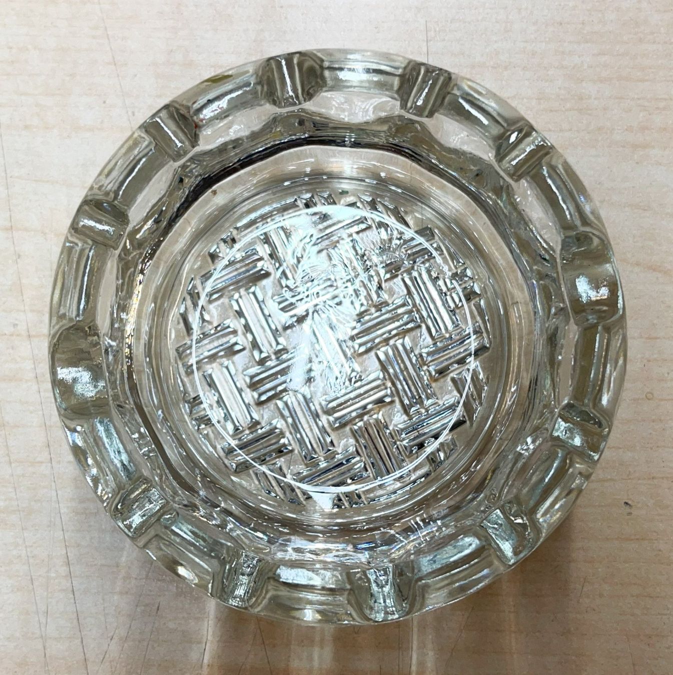 Portacenere: Aschenbecher - D 11.5 x H 5.5cm – Usato da Oftringen venduto da Vucki