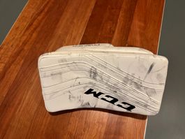 Liquidation *** Hockeygoalie Stockhand CCM