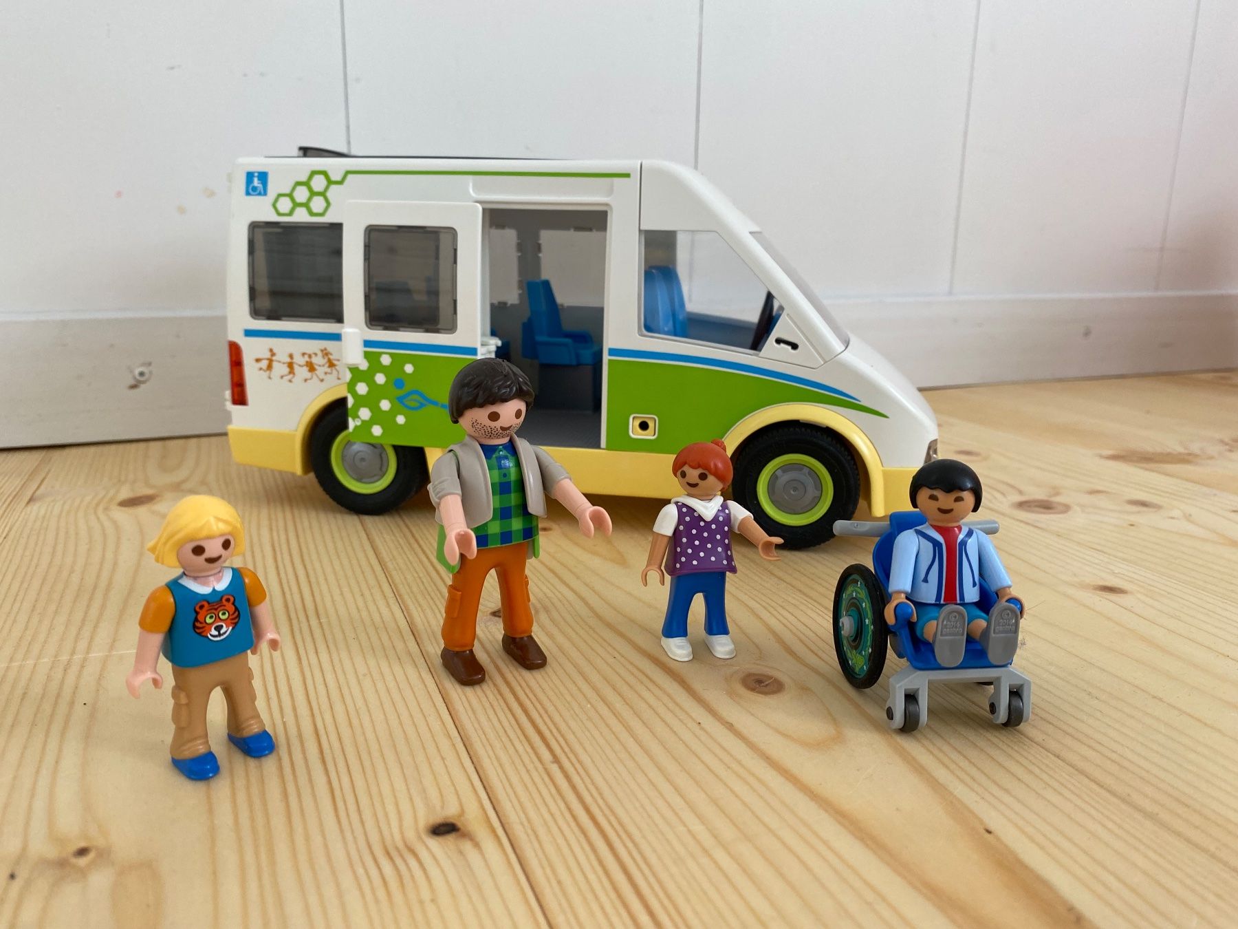 Playmobil Giocattoli: Playmobil Schulbus 71329 – Usato da Dübendorf venduto da losvascos
