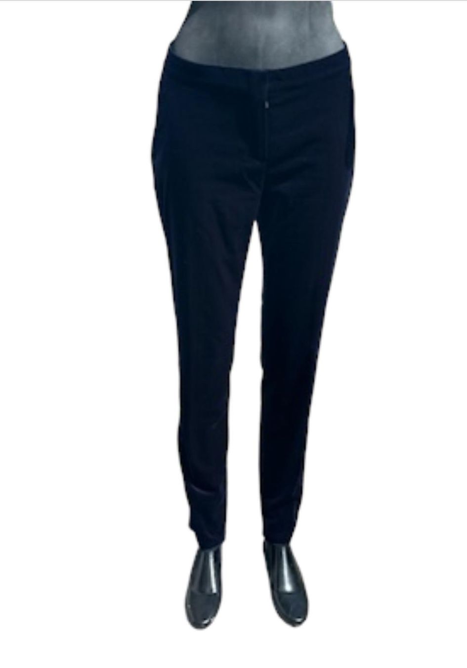 Max Mara Pantaloni: MaxMara Samthose Gr. 36 dunkelblau Top Zustand Neu – Nuovo (secondo la descrizione) da Zufikon venduto da Modestil365