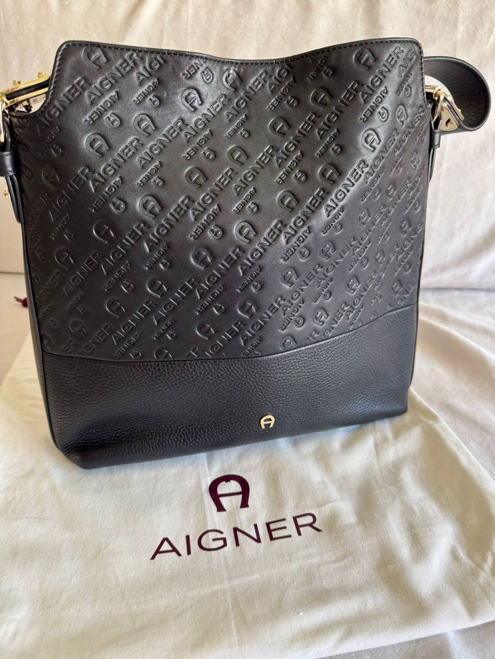 Aigner Borse da donna: Aigner Ledertasche – Usato da Reinach BL venduto da Yugi-Cards