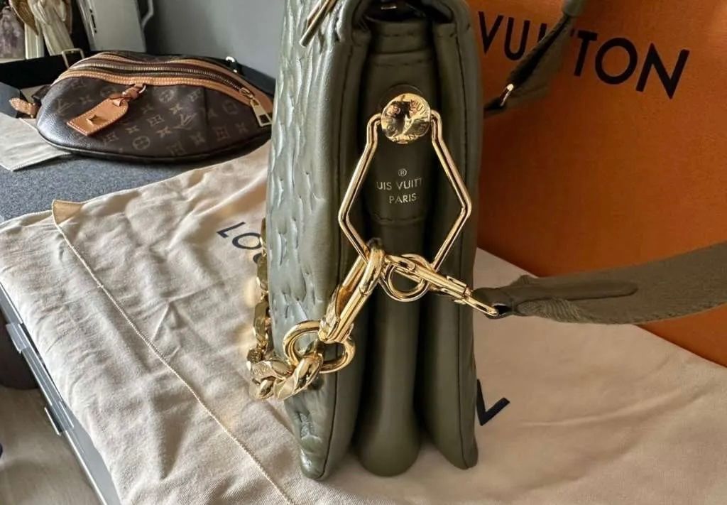 Louis Vuitton Borse da donna: Louis Vuitton Coussin, khaki – Nuovo (secondo la descrizione) da Triesen venduto da atos87 7