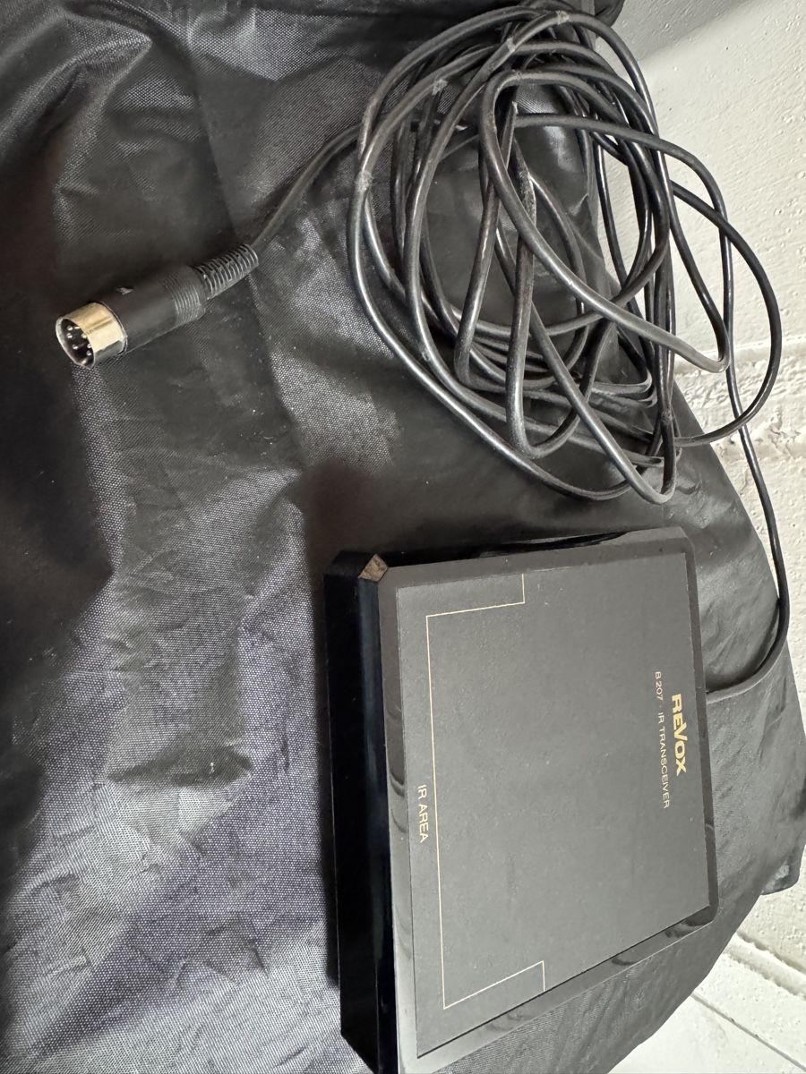 Revox Telecomandi: Revox B207 IR Transceiver – Usato da Seewen SZ venduto da QM.03 2