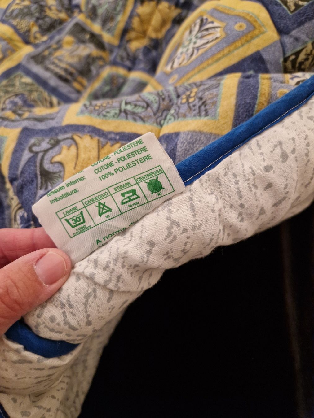 Coperte: Bettüberwurf – Usato da Kulmerau venduto da Doene7 4
