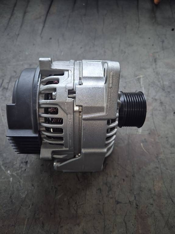 Mercedes-Benz Alle Ersatzteile: Alternator Mercedes Neu – Neu (gemäss Beschreibung) aus Seuzach von rjuc 3