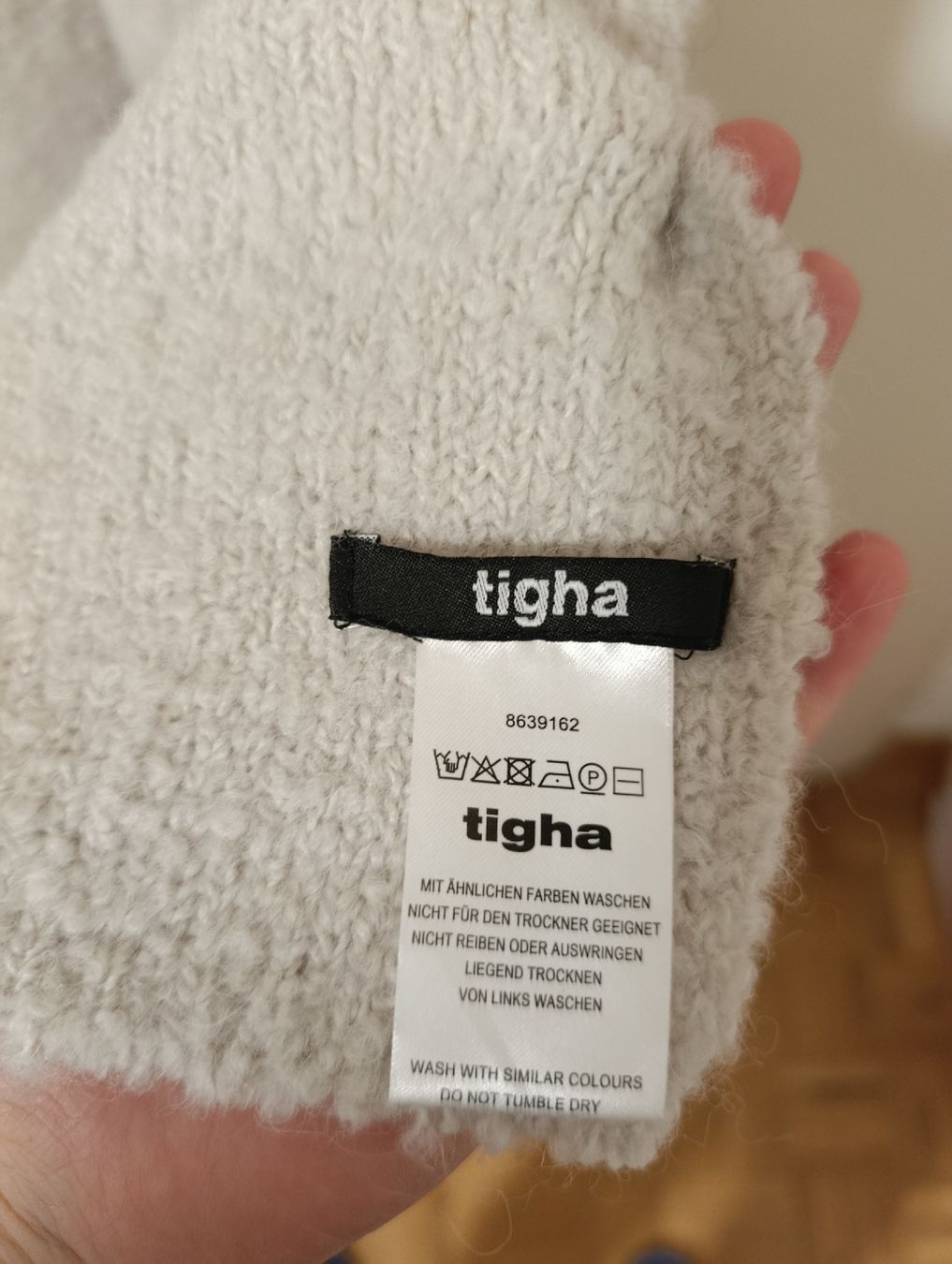 Foulard & Sciarpe: Wool Schal by Tigha – Nuovo (secondo la descrizione) da Meilen venduto da SME_Aoi 2