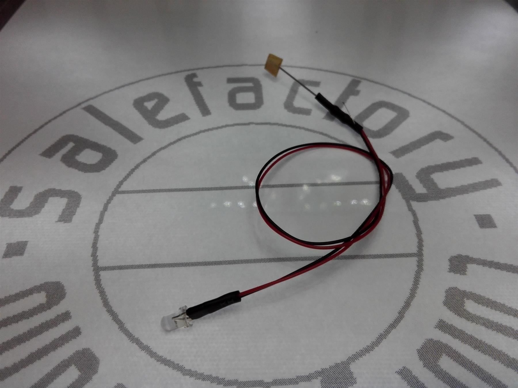 Elektronikbauteile: LED 3mm verkabelt, 12V DC, rot – Neu (gemäss Beschreibung) aus Luzern von Salefactory 1