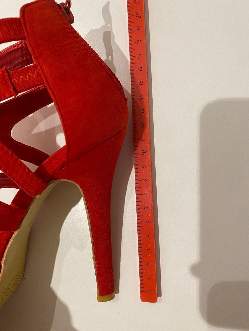 Scarpe da donna: Sandale Gr 37 – Usato da Klingnau venduto da Nirvana 3