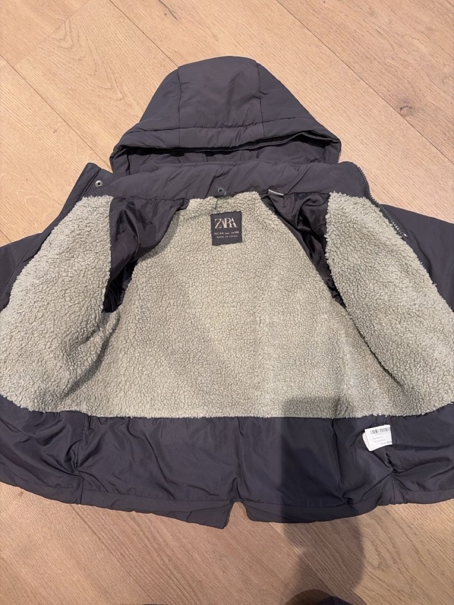 Zara Jacken & Mäntel: Zara Winterjacke – Gebraucht aus Winterthur von Adracir_ZH 1
