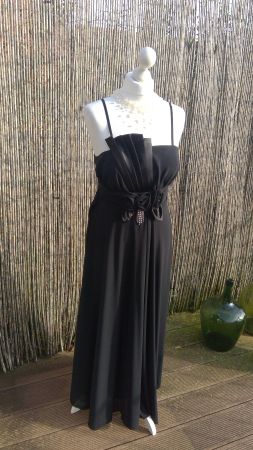 Longue robe noire éventail satiné fleurs, taille M, NEUF