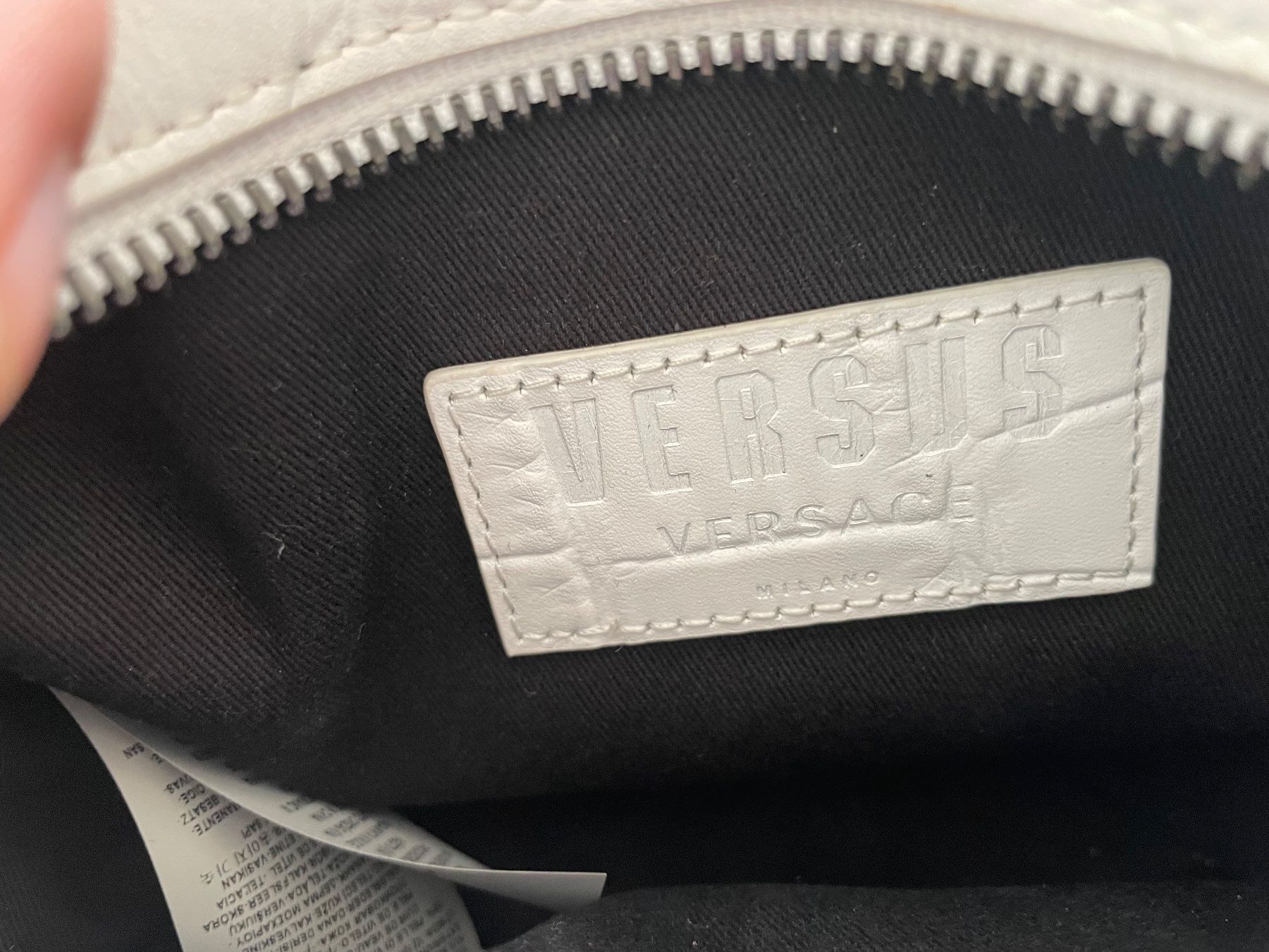 Versace Borse: Bauchtasche von Versace – Usato da Neuwilen venduto da bobbel01 4