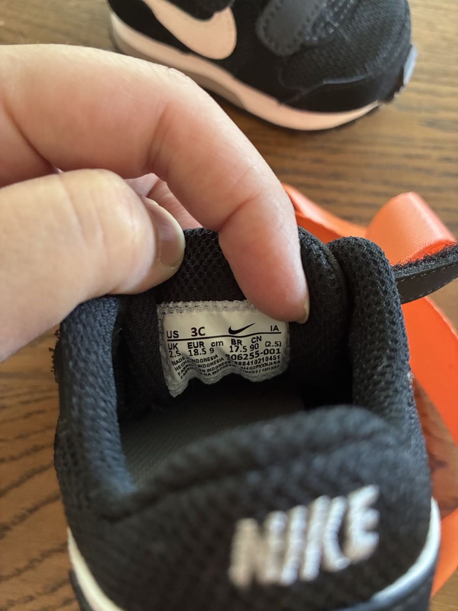 Scarpe per ragazzi: Nike Baby Schuhe Grösse 18.5 – Nuovo (secondo la descrizione) da Saland venduto da Francyherrera 2