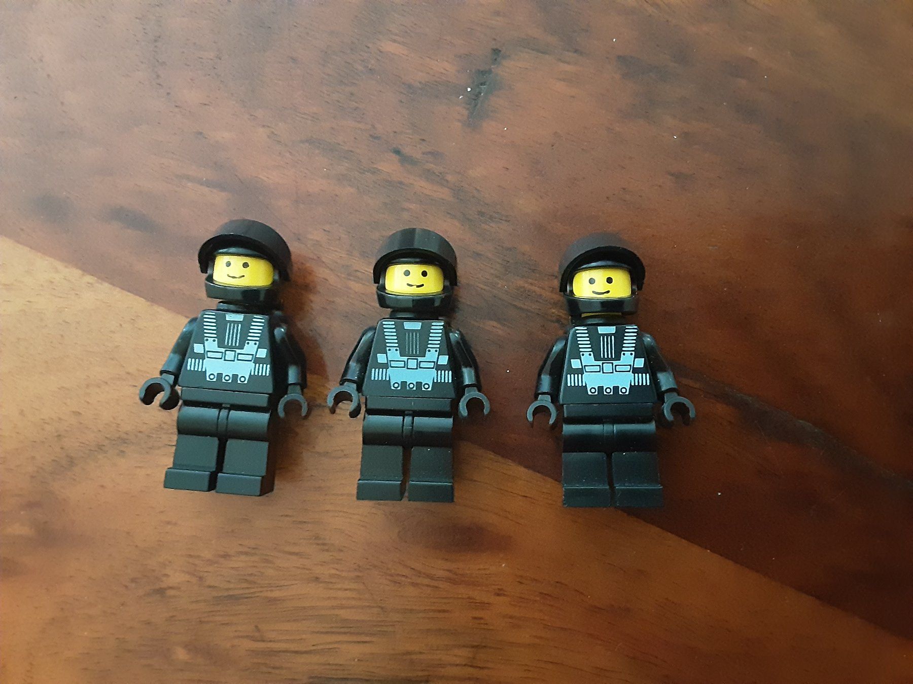 Lego Giocattoli: Lego Figuren Space Blacktron I – Usato da Bülach venduto da Blind-Onyx