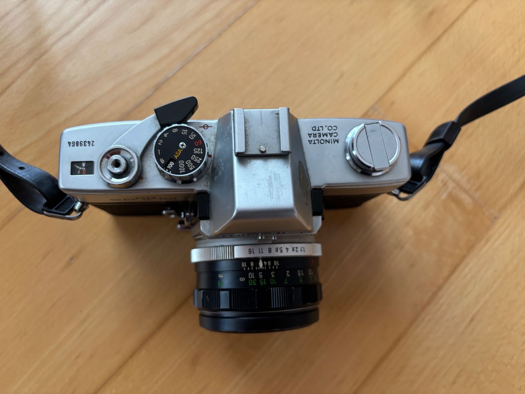 Minolta Appareil photo: Fotoapparat Minolta SRT 101 – D'occasion à Worb par Ruedi1925 1