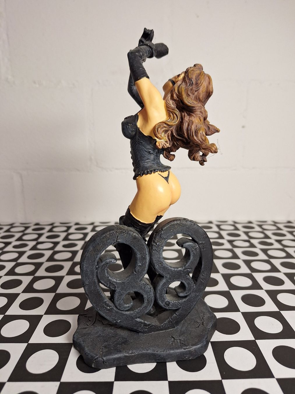 Statuette: Erotik Figur – Usato da Niederhasli venduto da ZZoki 2