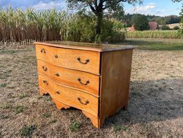 Kommode mit 3 Schubladen Gewölbt