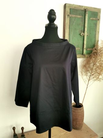 Cos puristische dunkel blaue Bluse Gr. 42/44