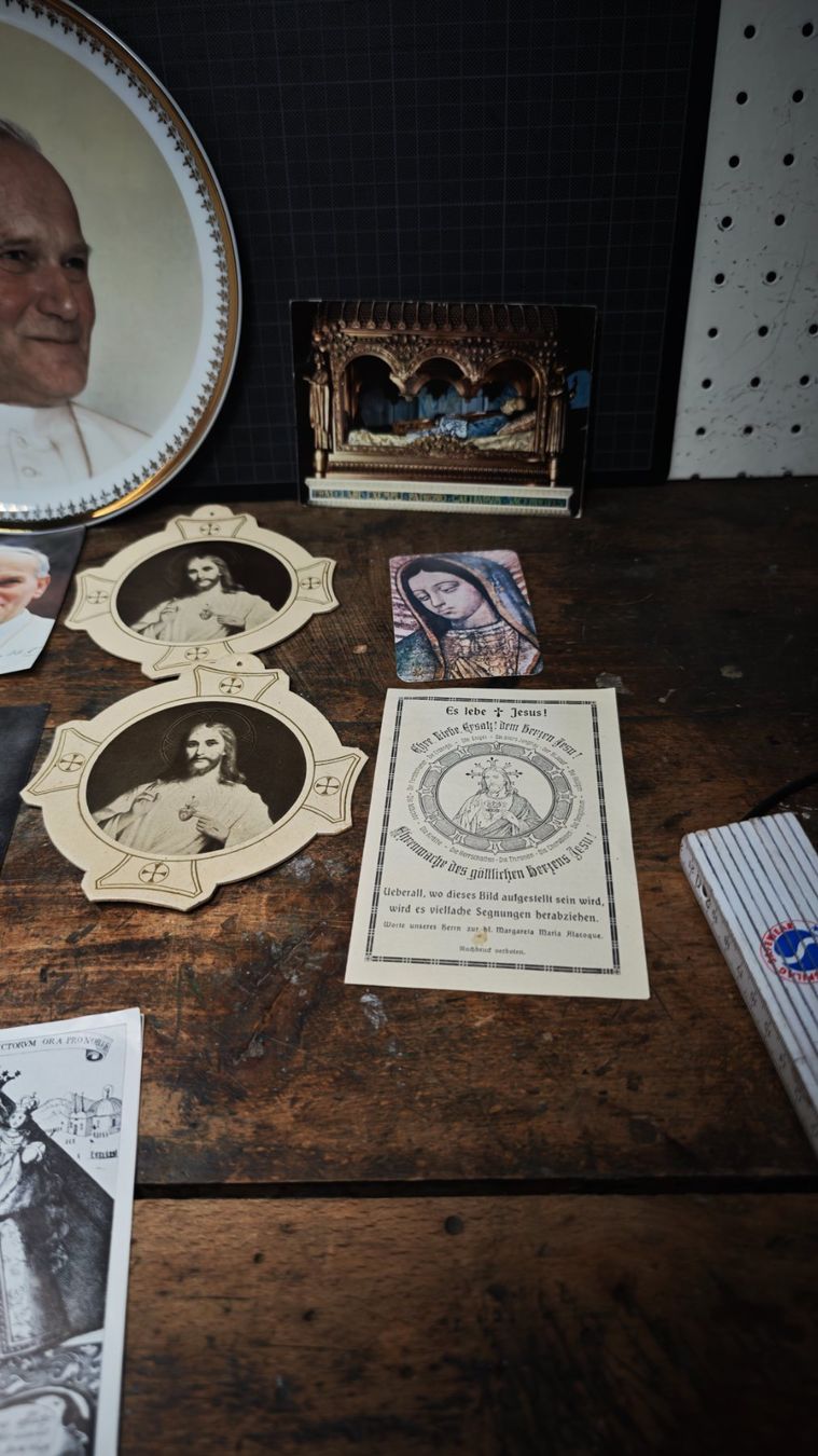 Foto & Immagini: Wunderschöner alter Papst Teller und diversehieligen Bilder – Usato da Gelterkinden venduto da MYSTOREFORYOU4460 1