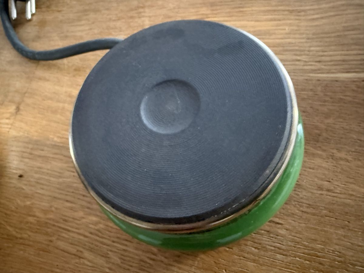 Elettrodomestici da cucina: Bertschiinger Heizplatte mit Topf & Deckel, Mini Kochplatte – Usato da Goldach venduto da Messerguru 2