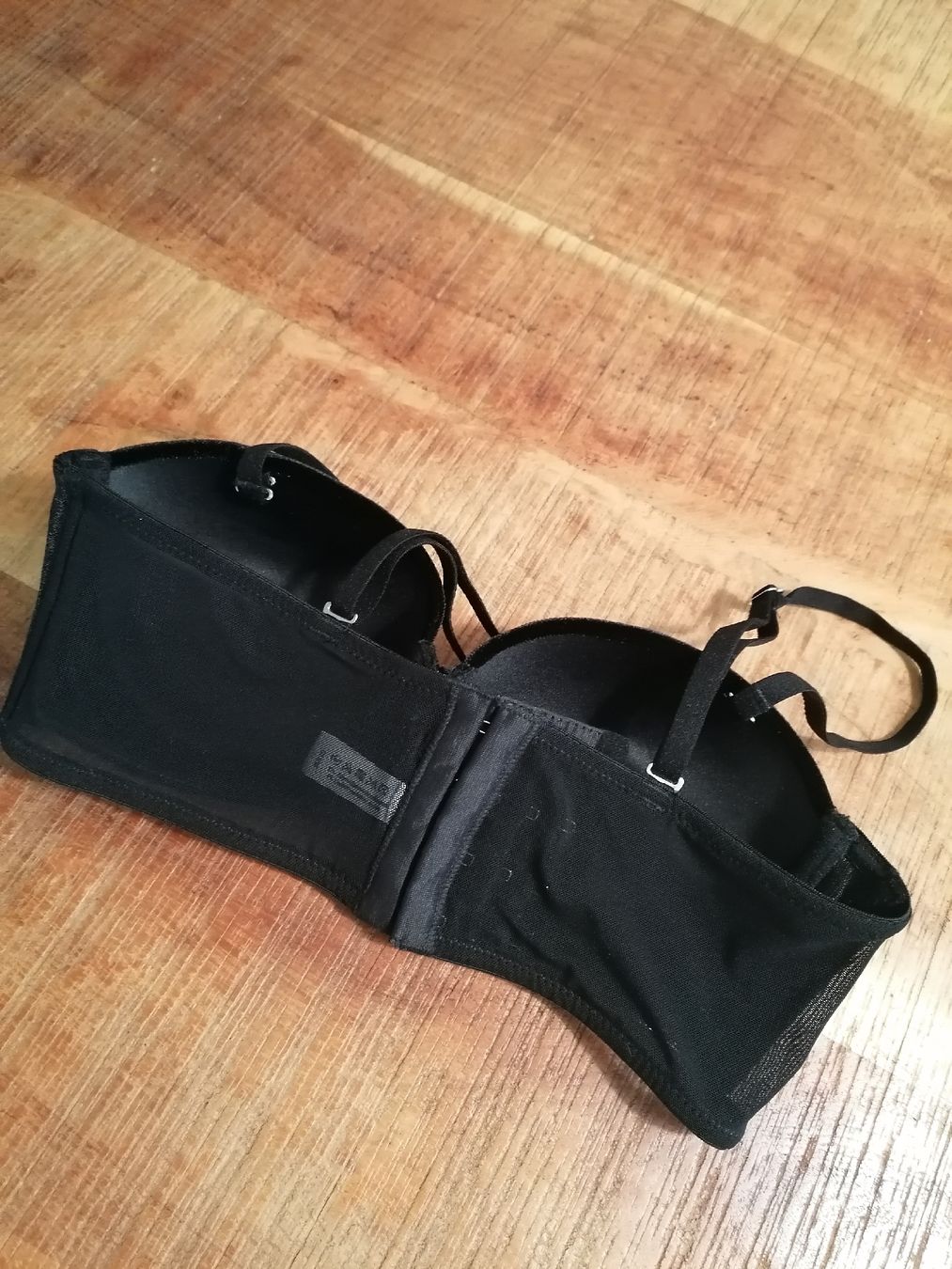 Altra biancheria intima: BH satin – Nuovo e nell'imballaggio originale da Sempach venduto da .1SecondBrands. 1