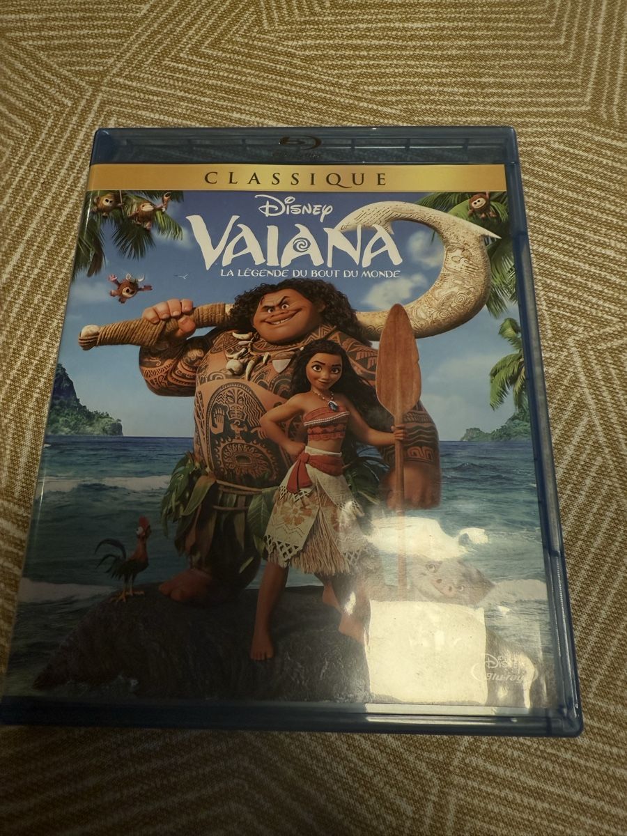 Tutti i DVDs: Disney: Vaiana blu-ray – Usato da Troinex venduto da grigri2020