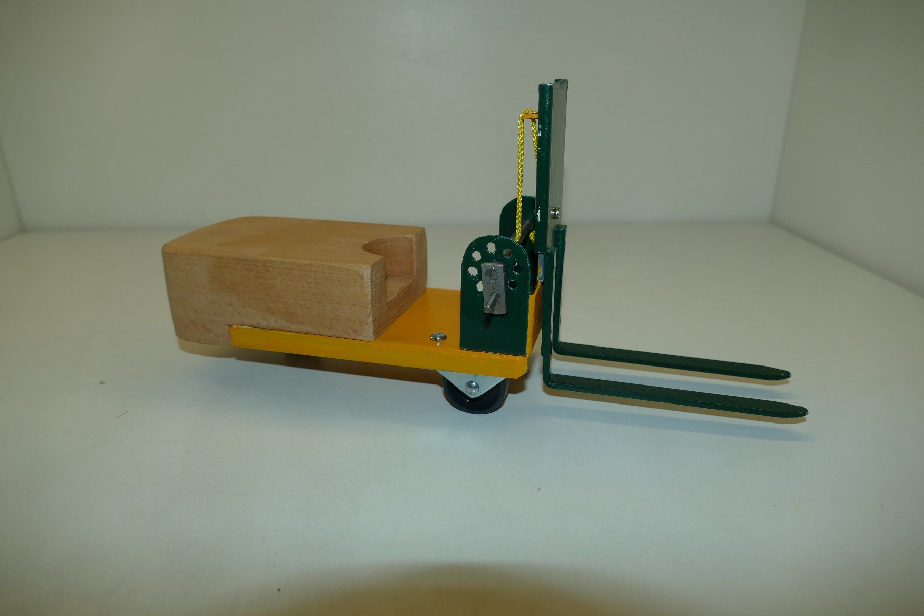 Gabelstapler & Hubwagen: Gabelstapler Marke Eigenbau – Gebraucht aus Niederhasli von rail-duerst