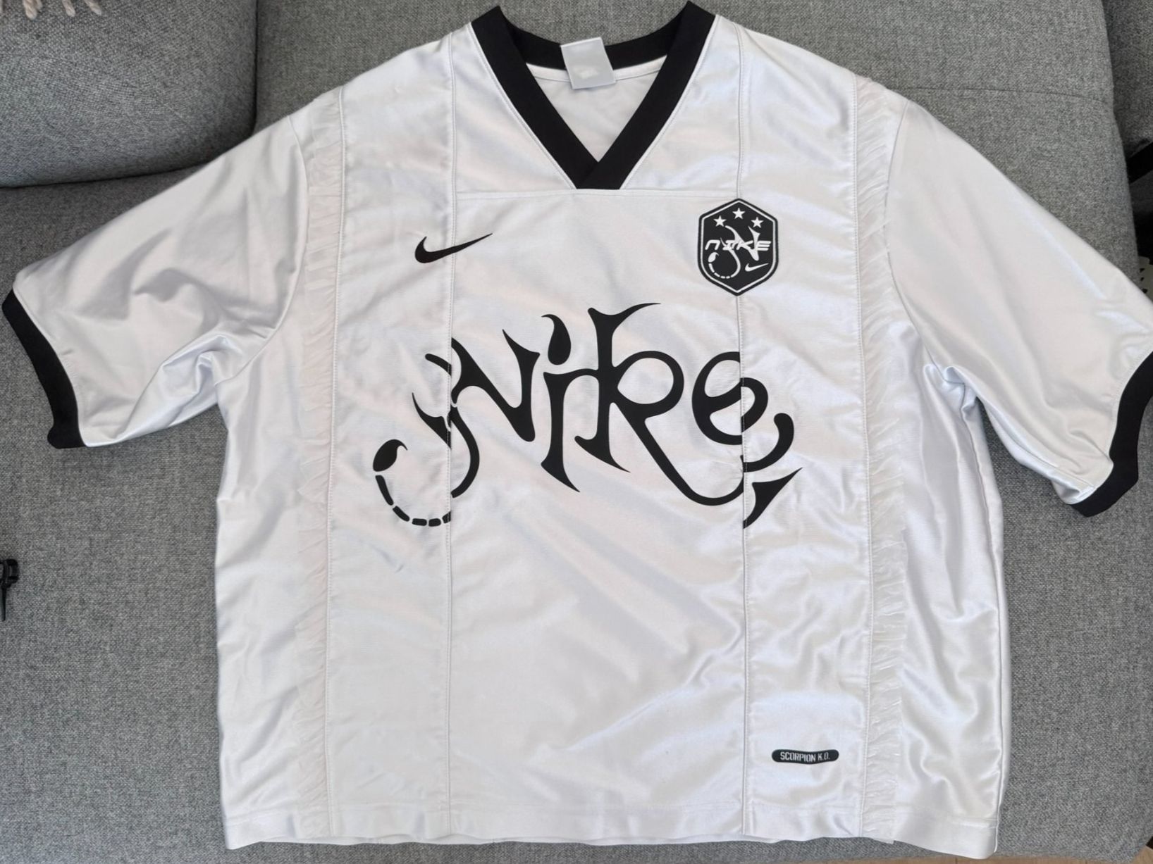 Nike Canottiere & Pantaloni: Nike Jersey – Nuovo (secondo la descrizione) da Bulle venduto da sop_ct6x