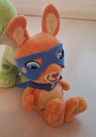 Neuwertiges  Stofftier Superheld, orange, Hase, Migros