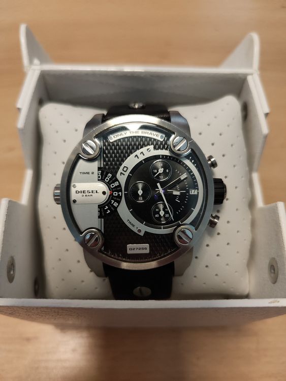 Diesel Uhr 1