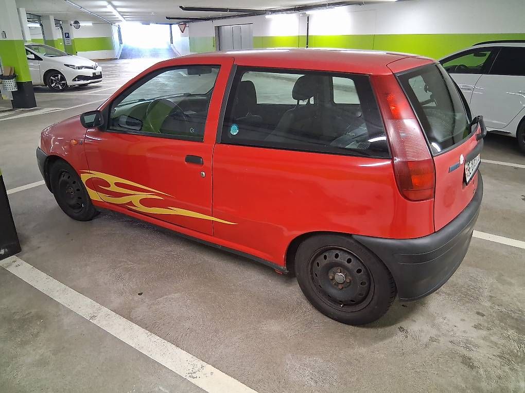 Fiat Autos: Fiat Punto 75 – Gebraucht aus Zollbrück von Luftibus_99 2
