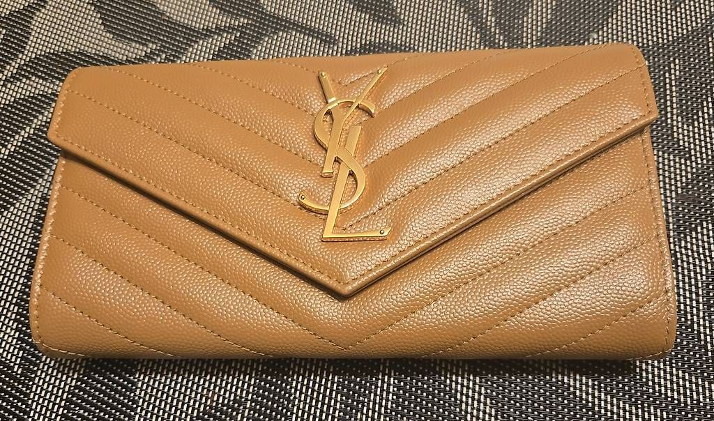 Portamonete: YSL Cassandre portemonnaie large original – Usato da Spiegel b. Bern venduto da jer_2drq 2